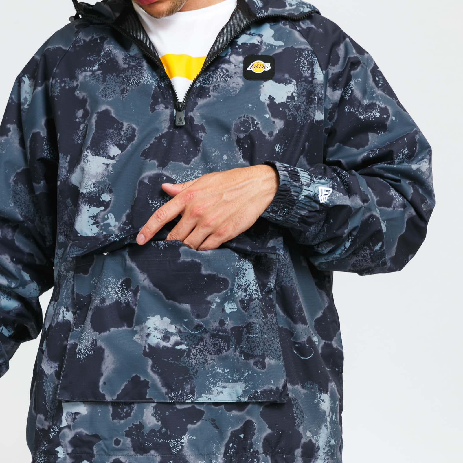 Coach Jackets New Era NBA Outdoor Utility AOP Windbreaker LA Lakers Dark Gray/ Black