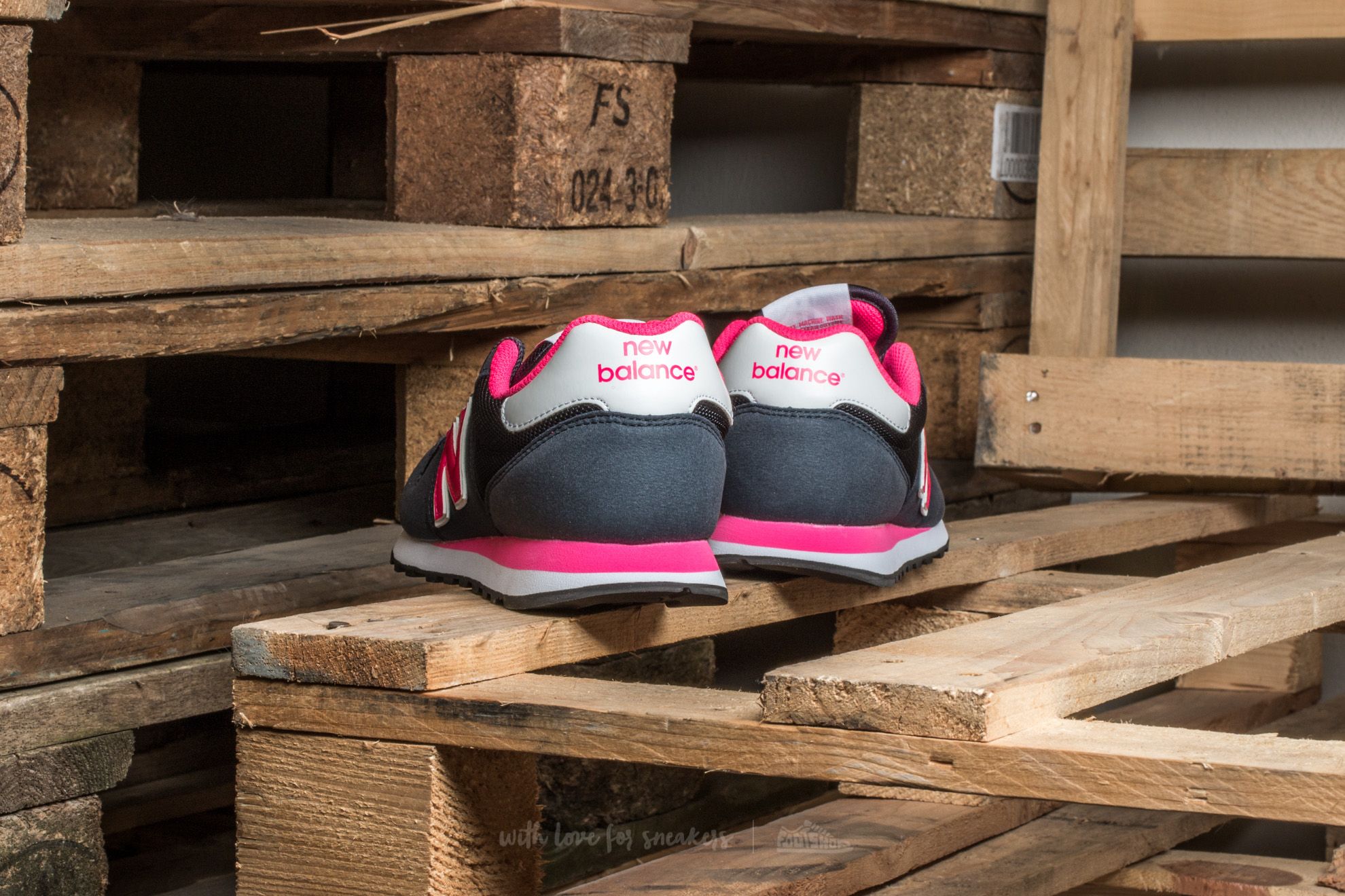 Women's shoes New Balance GW500NWP Dark Blue/ Pink