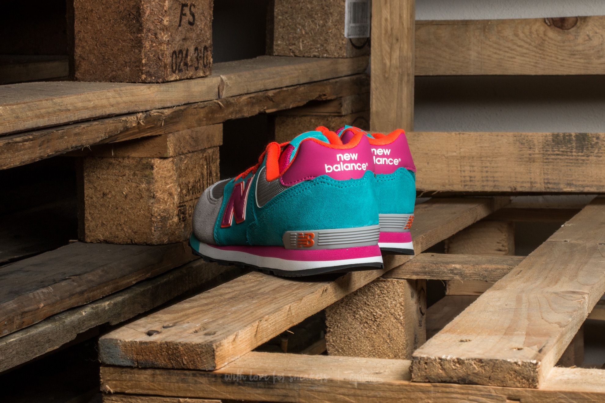 Dámské tenisky a boty New Balance KL574WTG