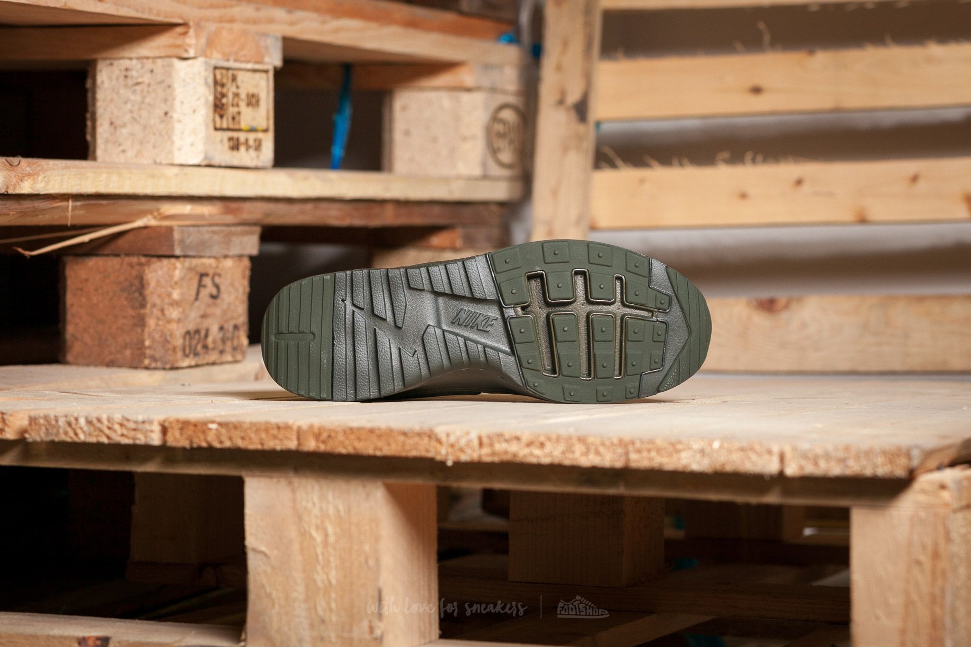 Moteriška avalynė Nike W Air Max Thea Ultra Premium Sequoia/ Sequoia-Medium Olive