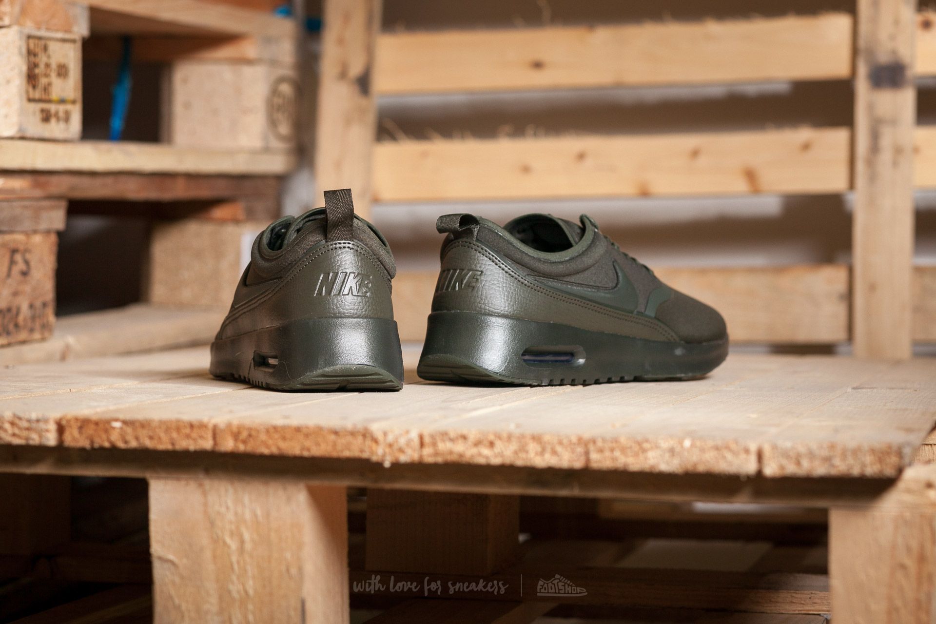 Moteriška avalynė Nike W Air Max Thea Ultra Premium Sequoia/ Sequoia-Medium Olive