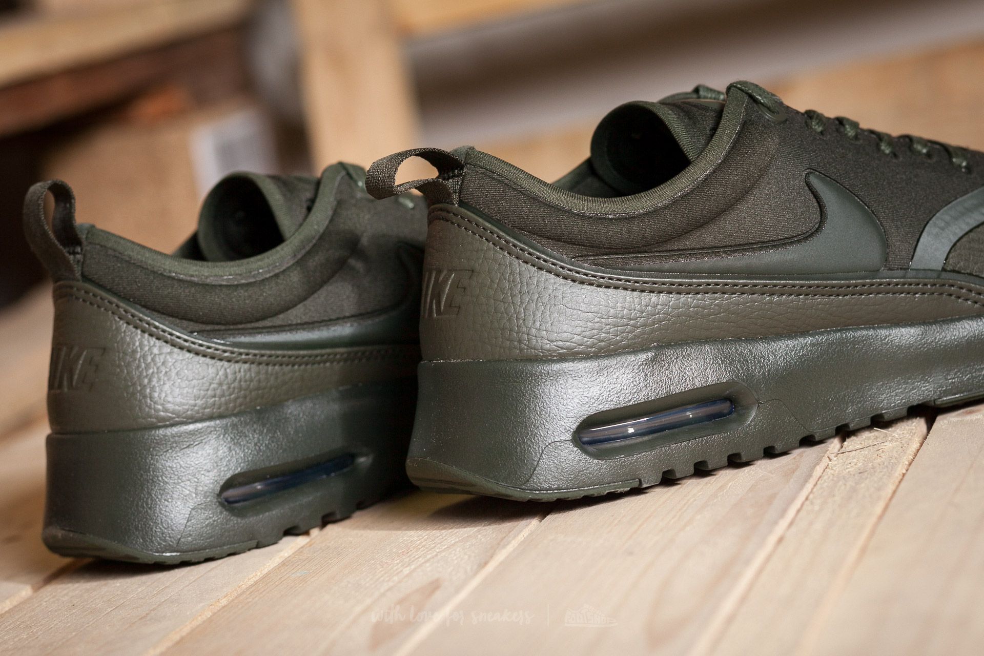 Moteriška avalynė Nike W Air Max Thea Ultra Premium Sequoia/ Sequoia-Medium Olive