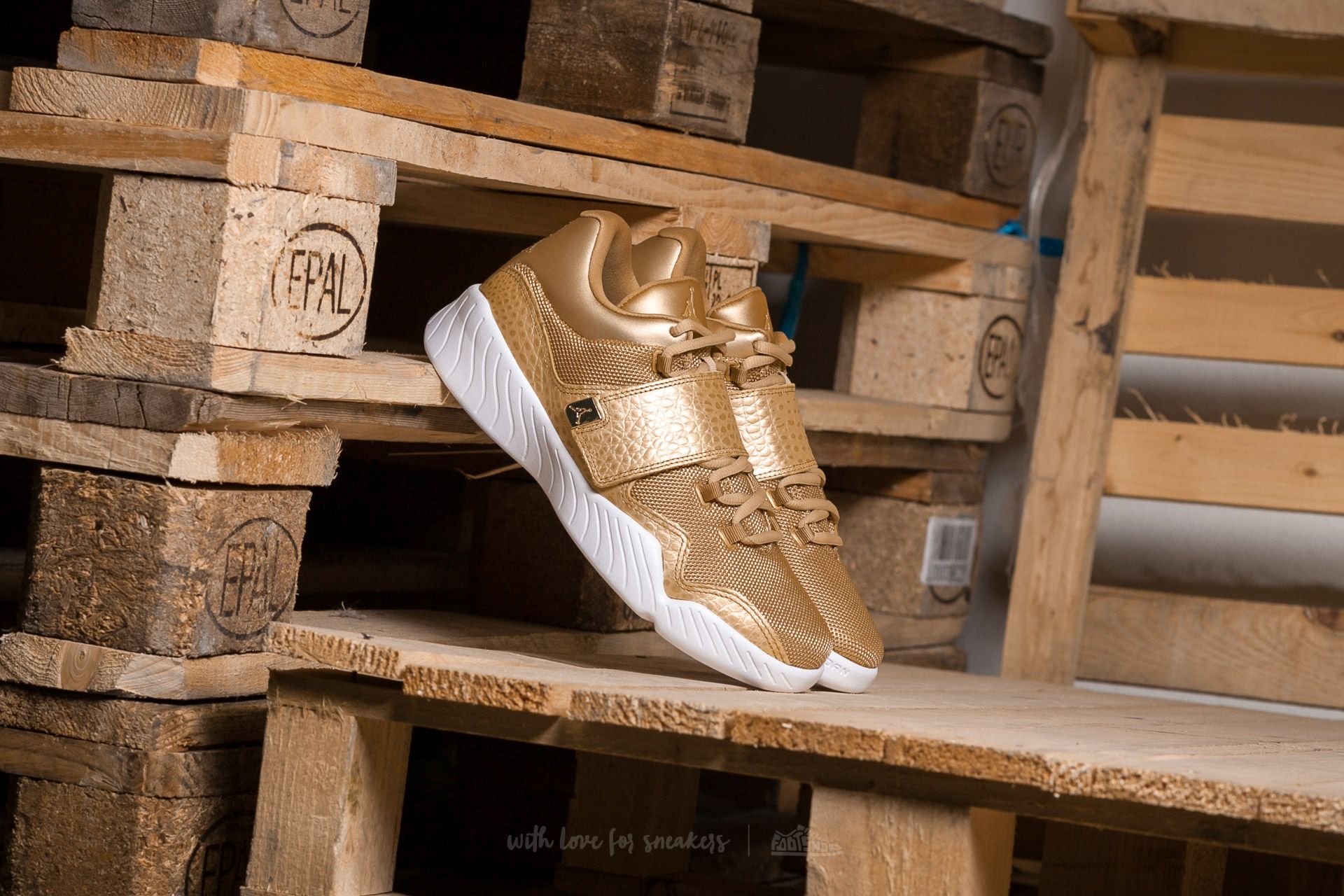 Pánske tenisky a topánky Jordan J23 Metallic Gold/ Metallic Gold