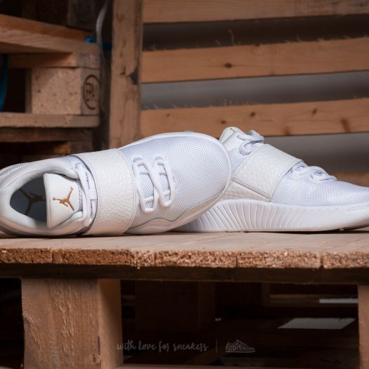 Jordan J23