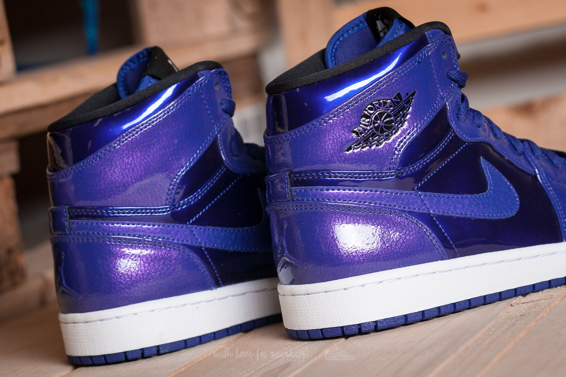 Men s shoes Air Jordan 1 Retro High Deep Royal Black White Footshop