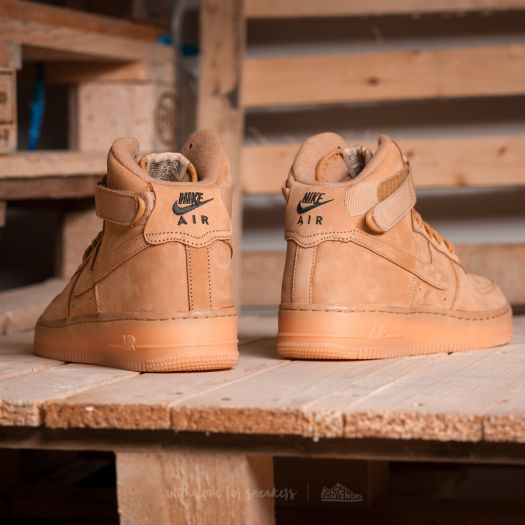 Nike air force one trainers outdoor deals green suede gum