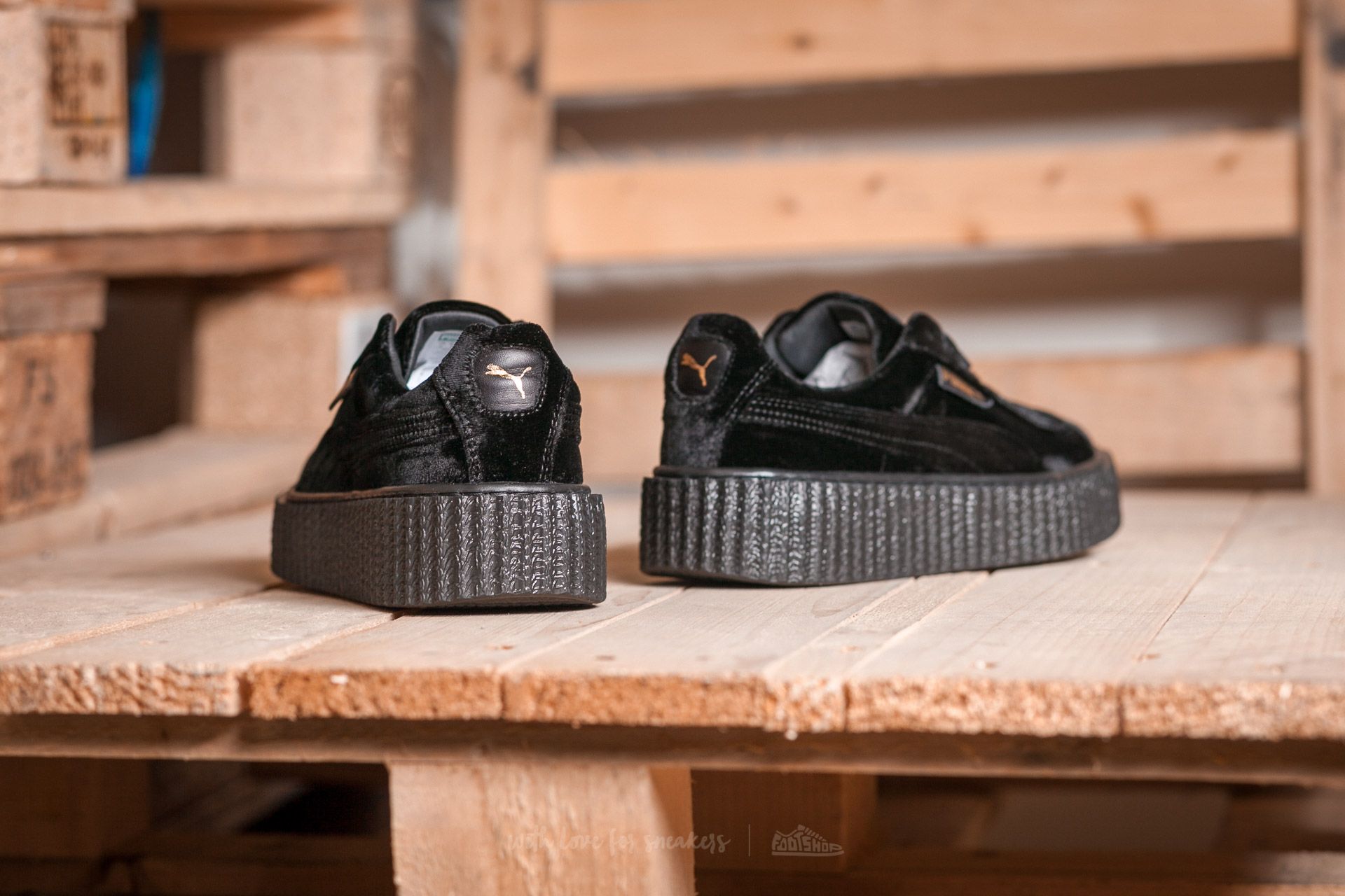Damen Sneaker und Schuhe Puma x Fenty Creeper Velvet Puma Black Black Puma Black Footshop