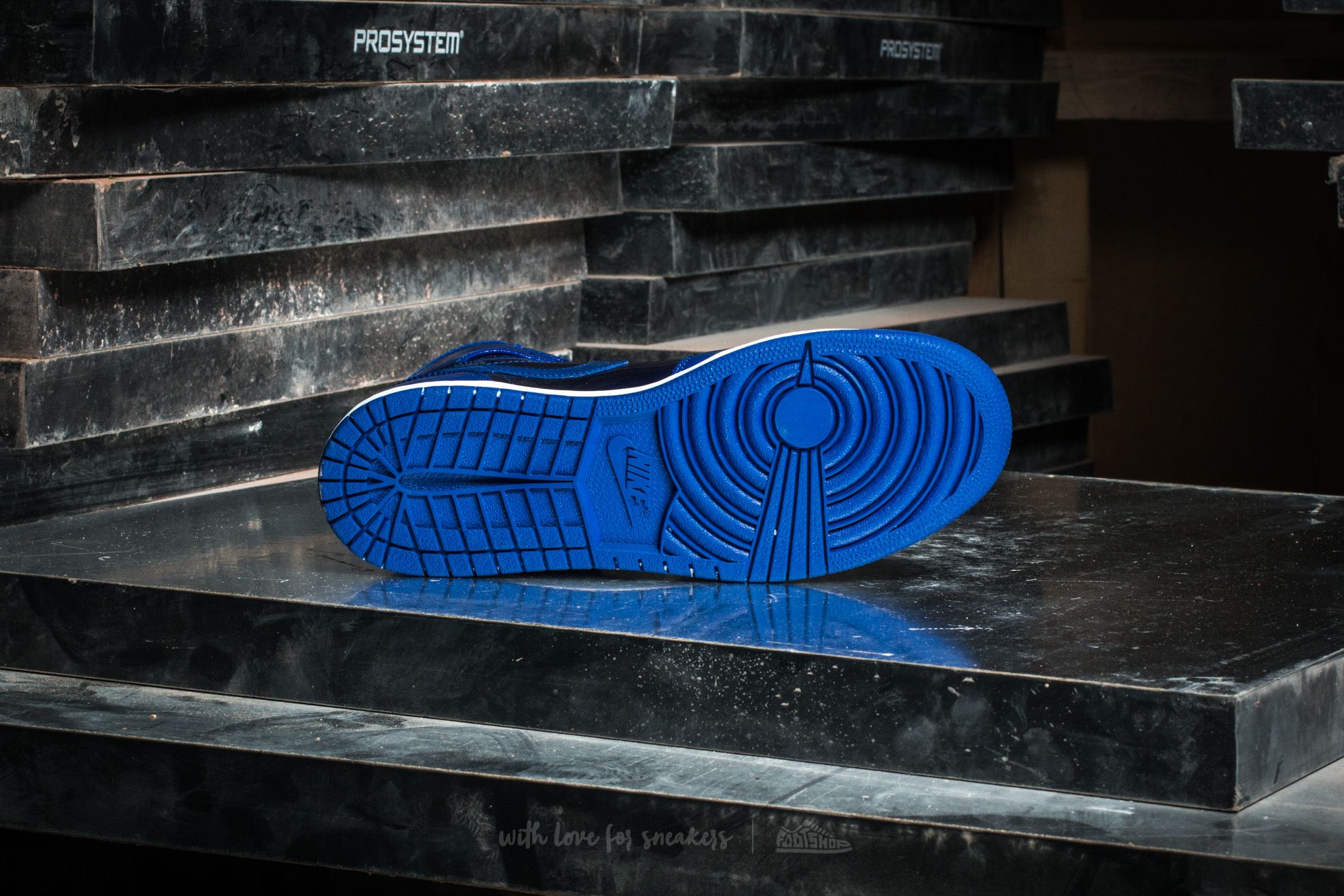 Buty damskie Air Jordan 1 Retro High BG Deep Royal Blue/ Black-White