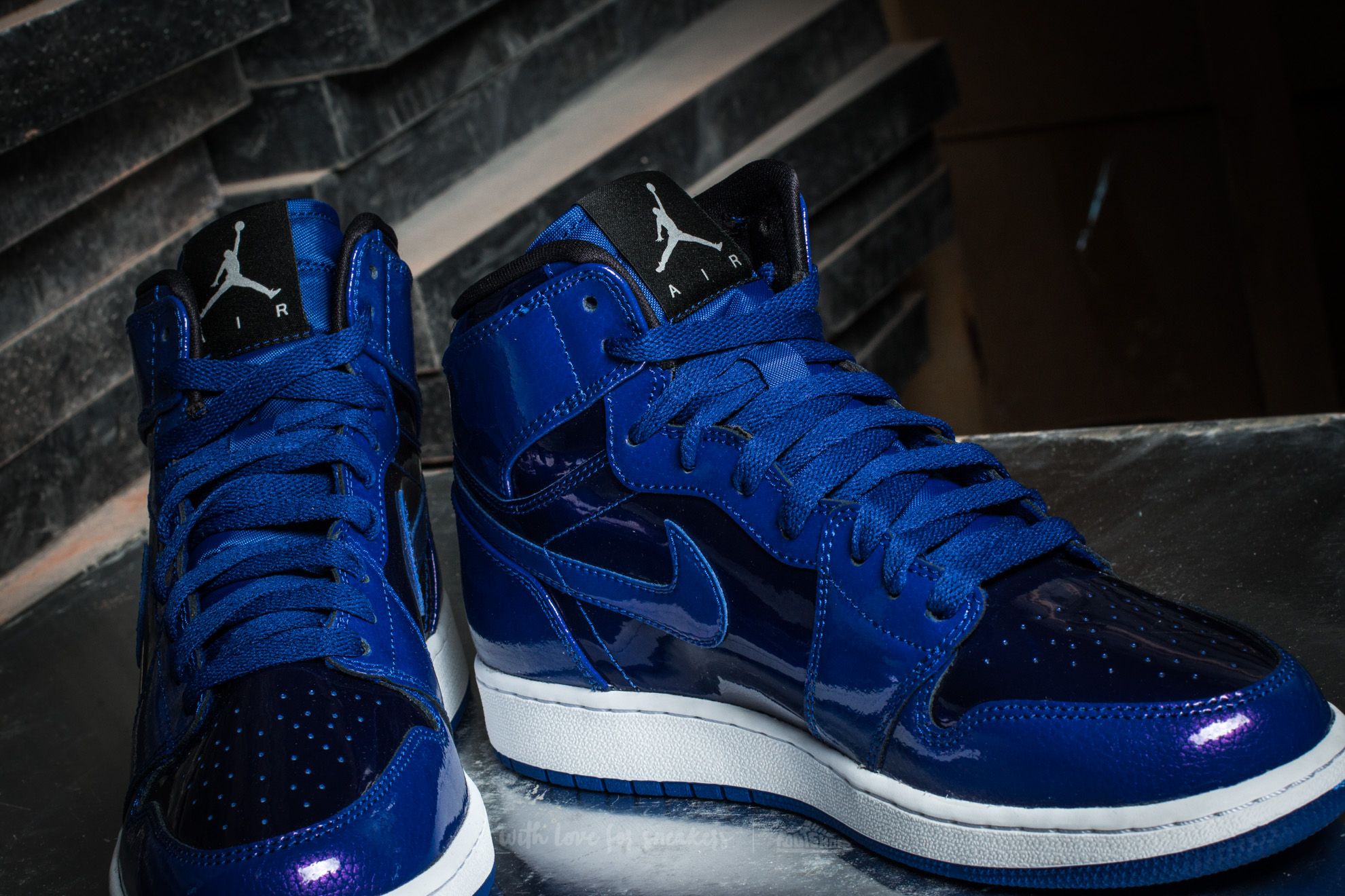 Women s shoes Air Jordan 1 Retro High BG Deep Royal Blue Black White Footshop