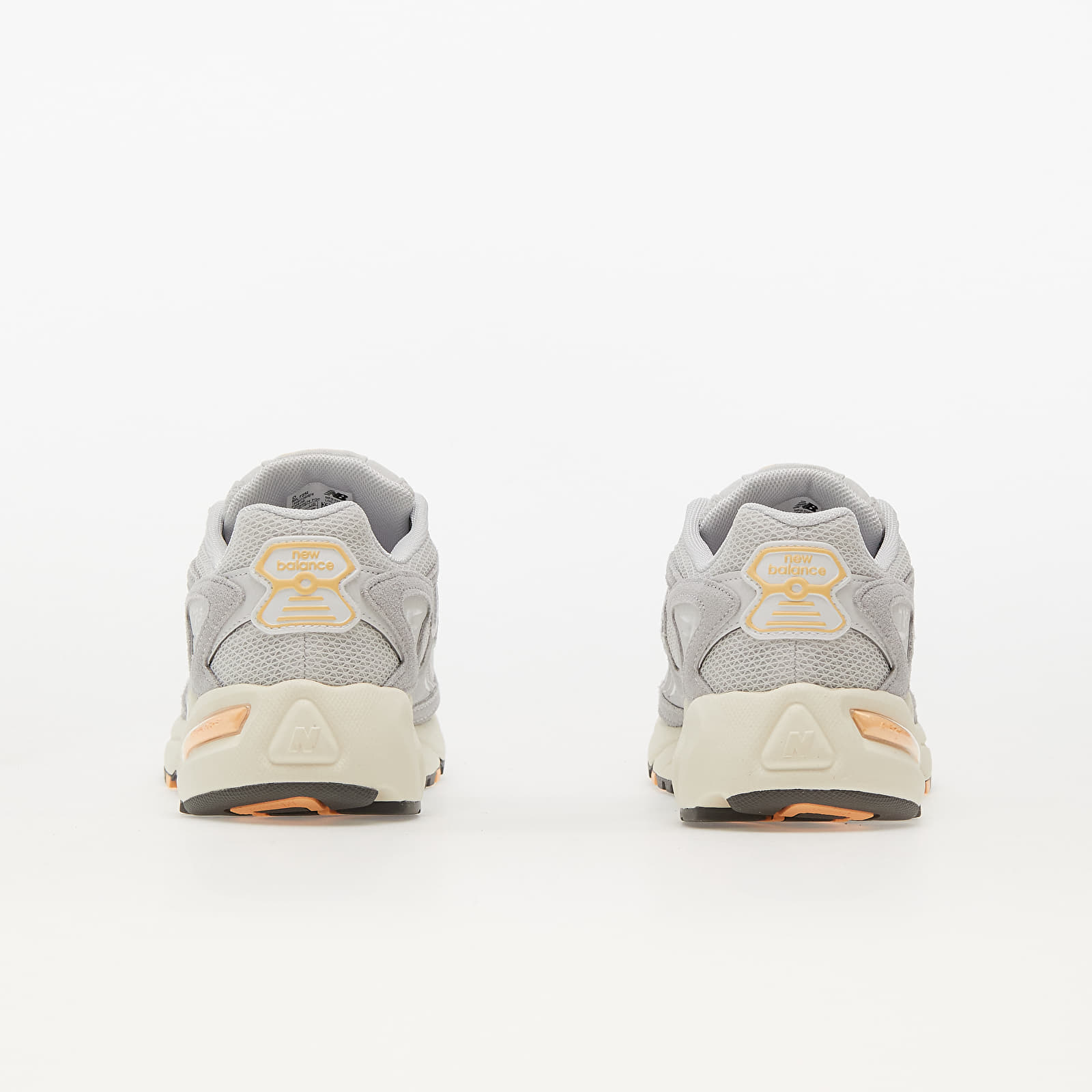 Мъжки кецове и обувки New Balance 725 Artic Fox