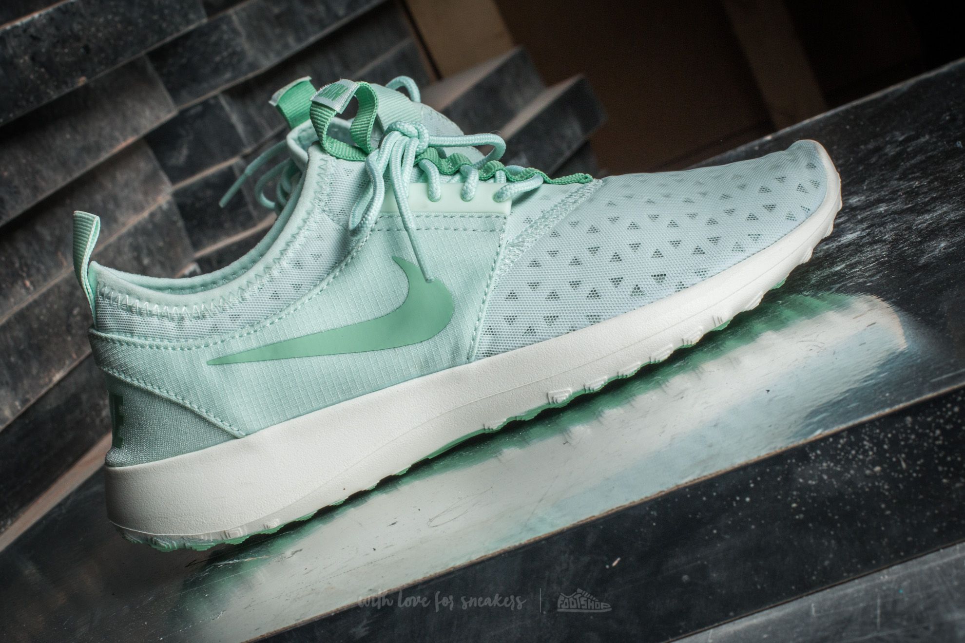 Tenis nike juvenate mujer cheap
