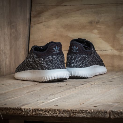Adidas tubular oreo 2025