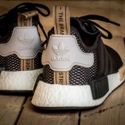 Damen Sneaker und Schuhe adidas W NMD R1 Core Black Core Black Ice Purple Footshop