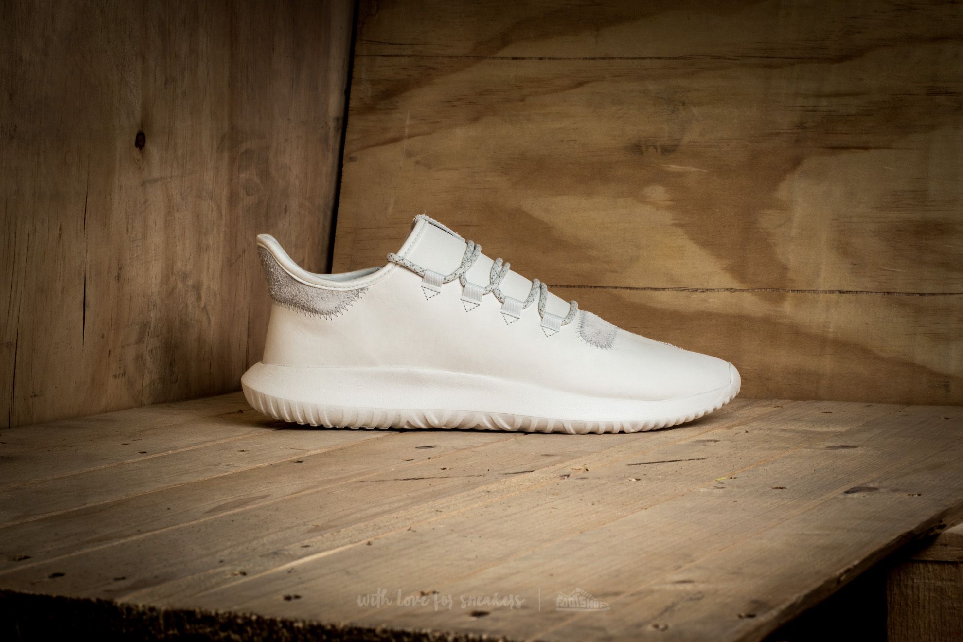 Tubular shadow on sale all white