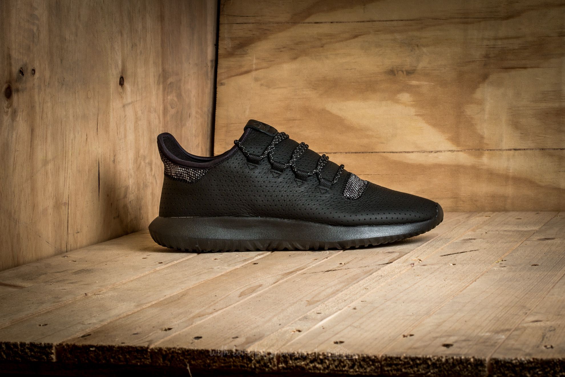 Adidas tubular outlet shadow all black
