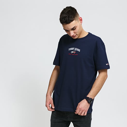 Tommy jeans script tee sales