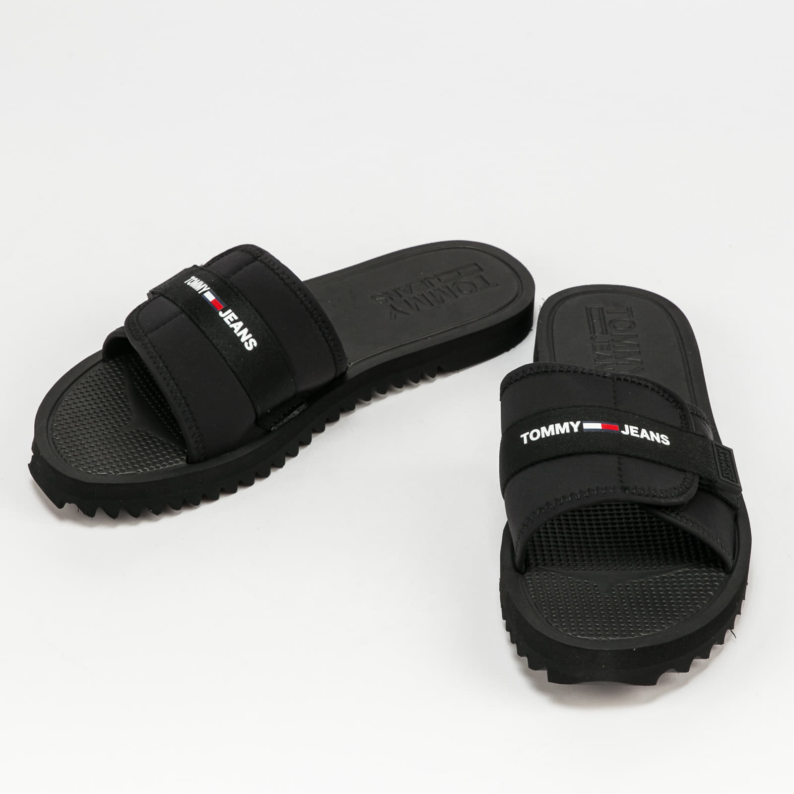 Pánské tenisky a boty TOMMY JEANS Slip On Tech Sandal Black