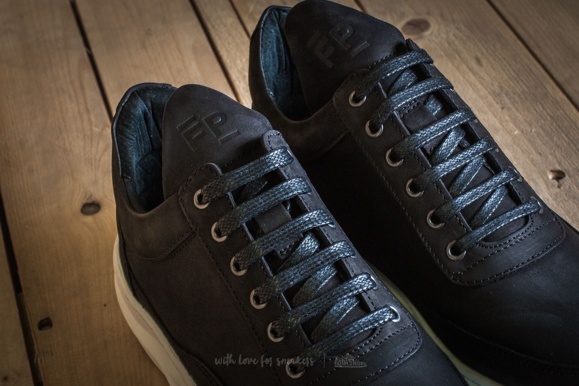 Scarpe uomo Filling Pieces Low Top Sky Matt Nubuck Black