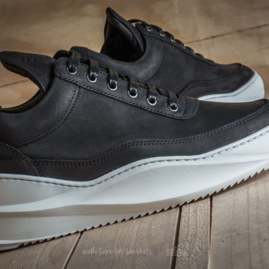 Filling pieces low sky seam trainers hotsell