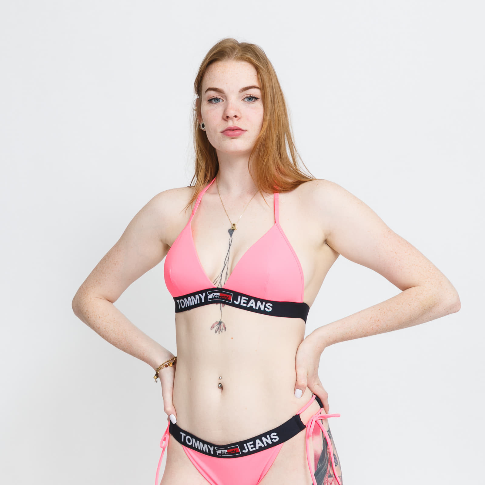 Fürdőruha TOMMY JEANS Triangle Fixed Neon Pink