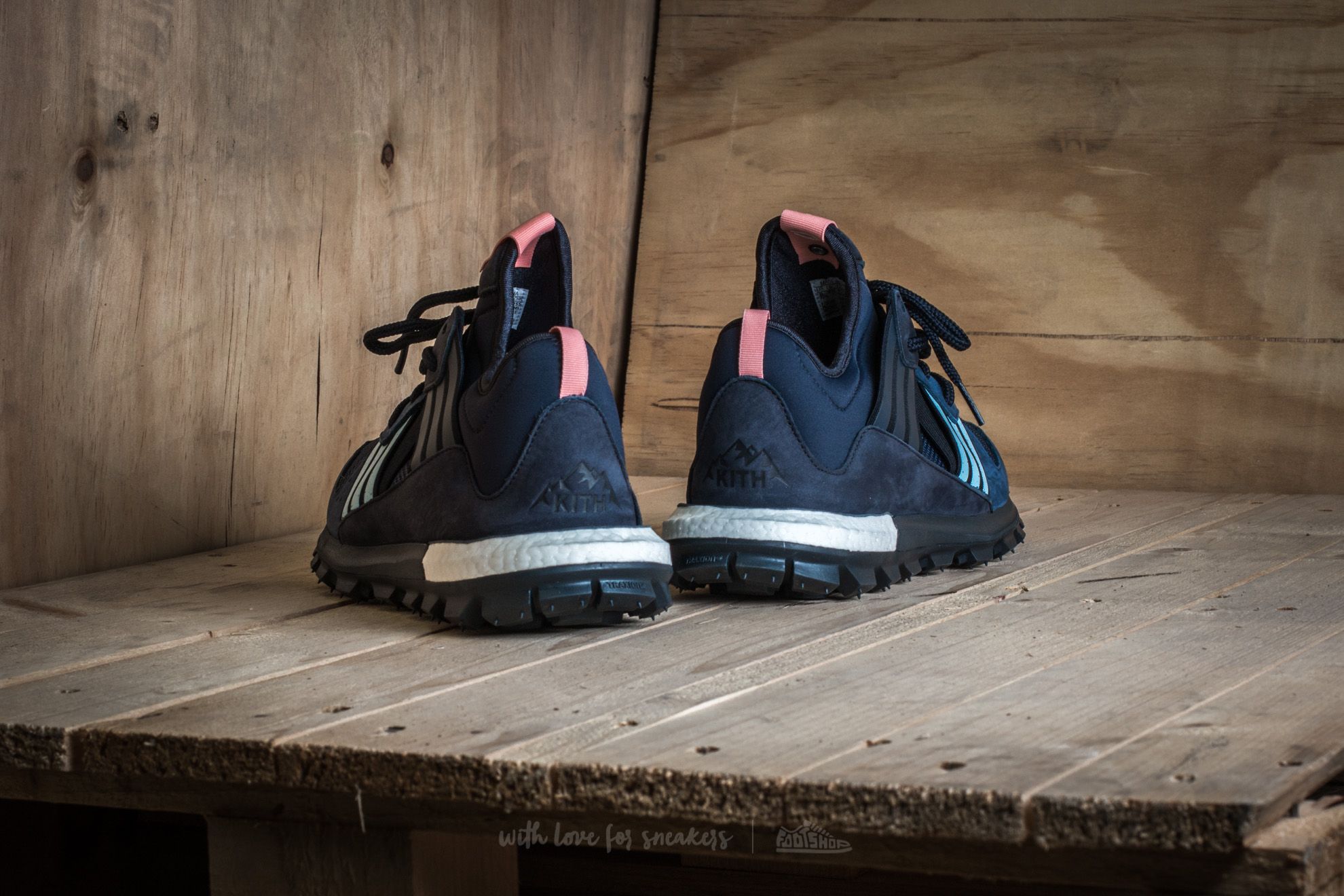 Adidas response tr kith on sale