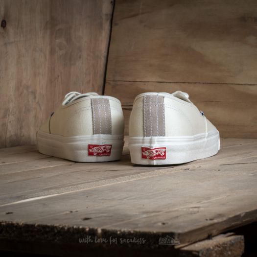 Vans vault safari top