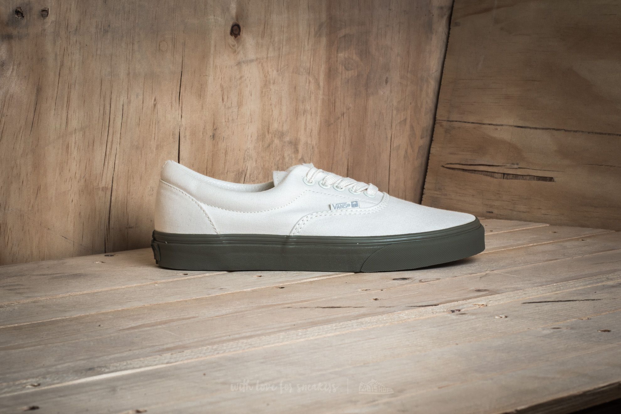 Vans era classic 2025 white ivy green