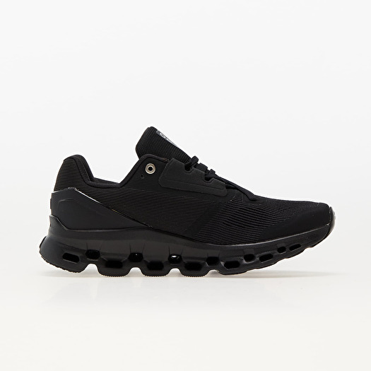 On cloudstratus black top