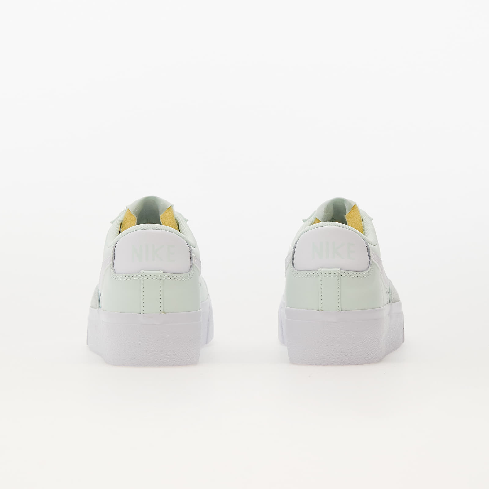 Buty damskie Nike W Blazer Low Platform Barely Green/ White-Barely Green