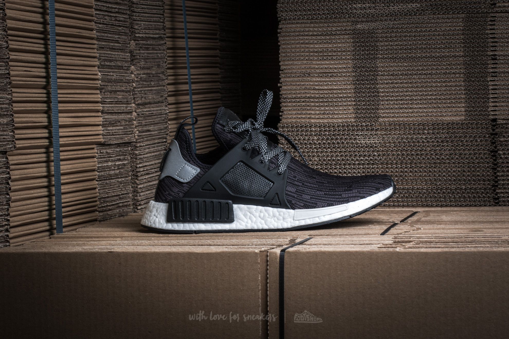 Herren Sneaker und Schuhe adidas NMD_XR1 Primeknit Core Black/ Matte Silver/ Utility Black