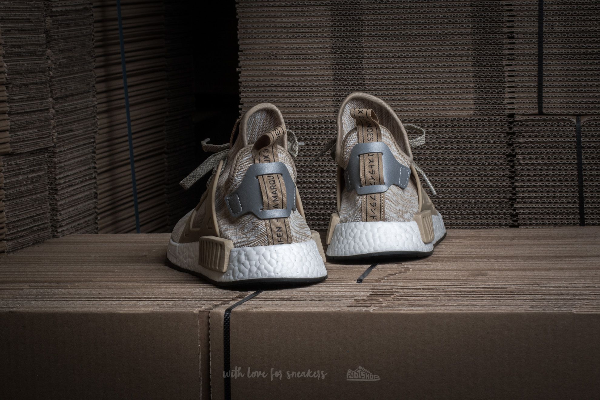 Topánky adidas NMD_XR1 PK Linen/ Matte Silver/ Core Black