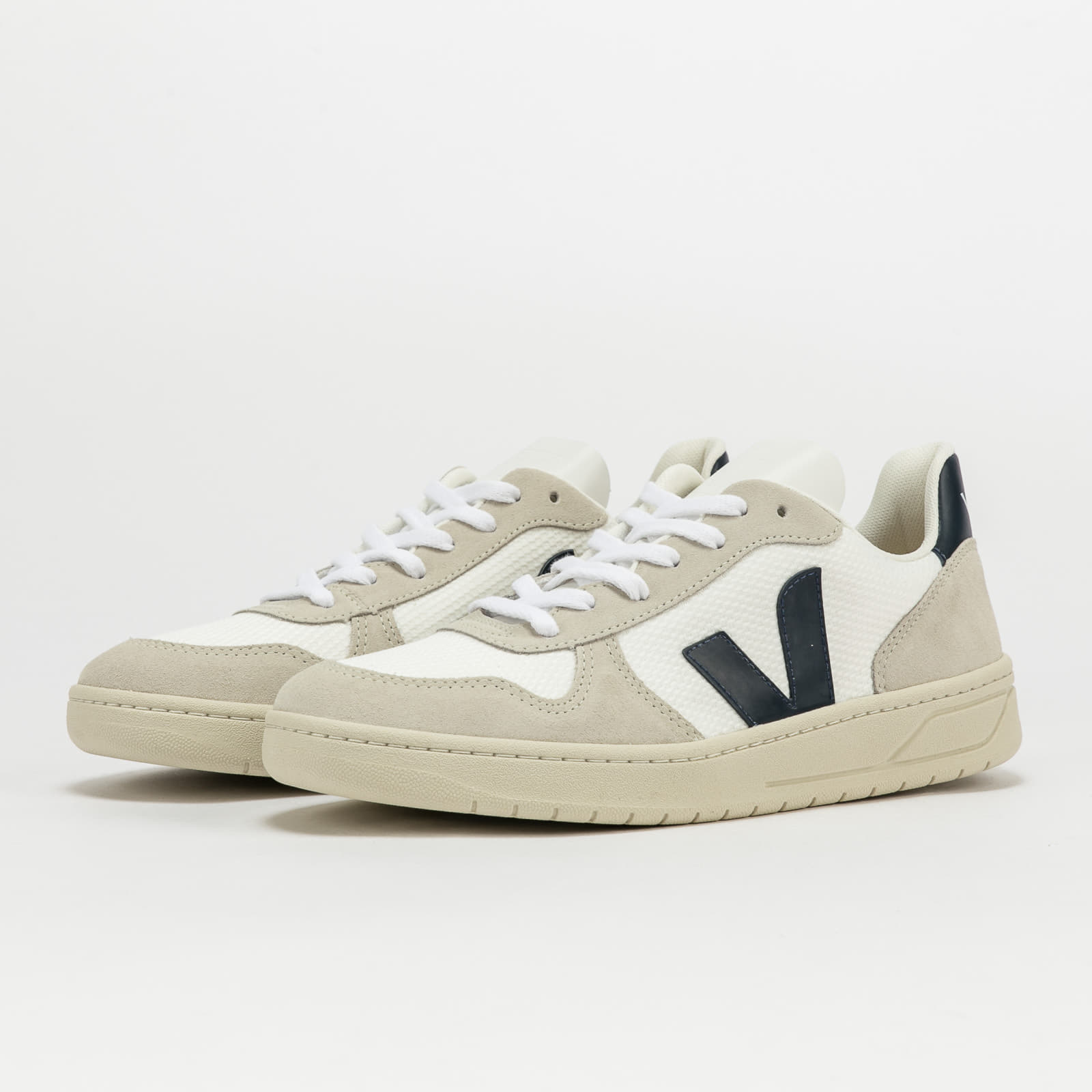 Férfi cipők Veja V-10 B-Mesh C/O White Nautico