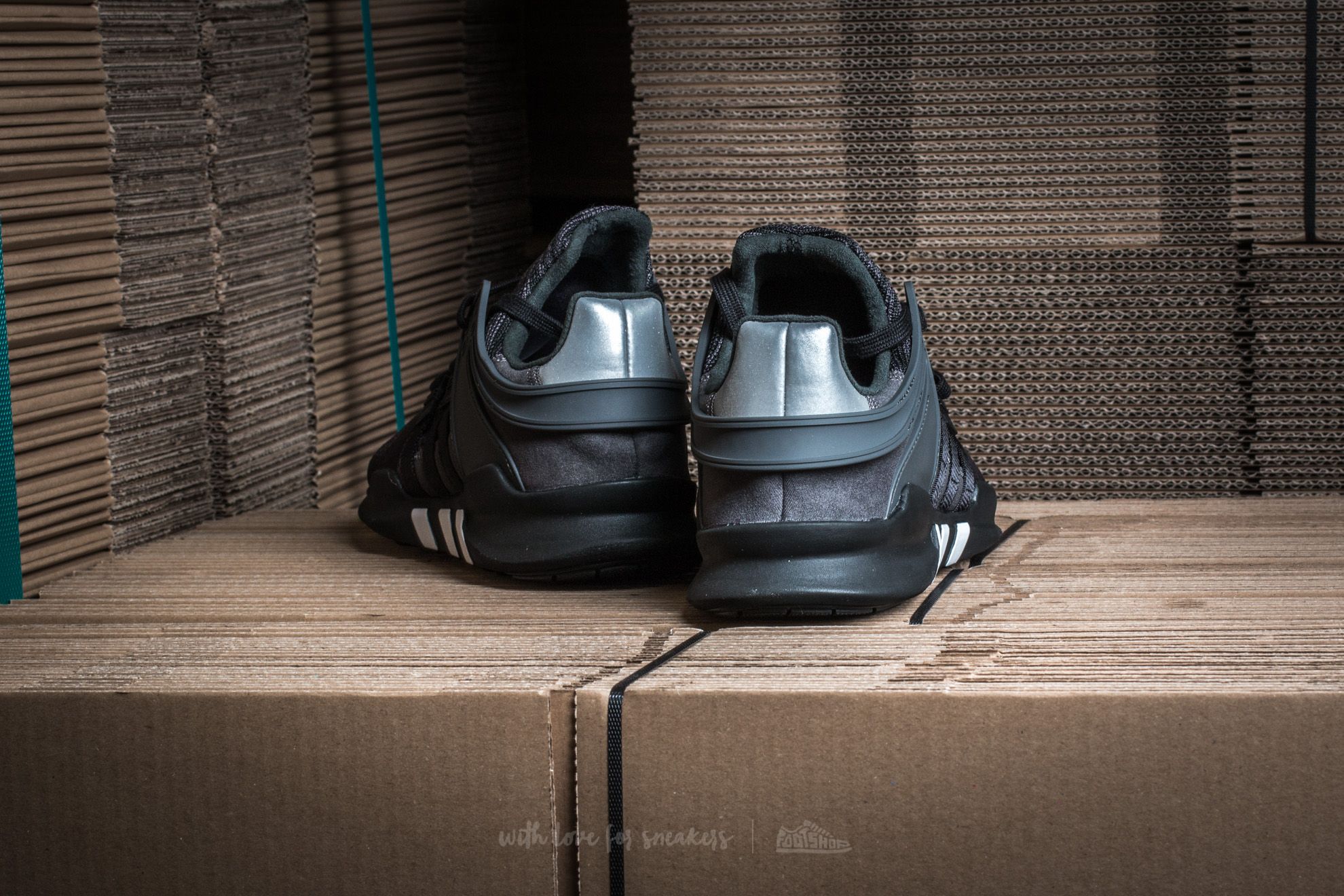 Buty męskie adidas Equipment Support ADV Core Black/ Utility Black/ Dgh Solid Grey