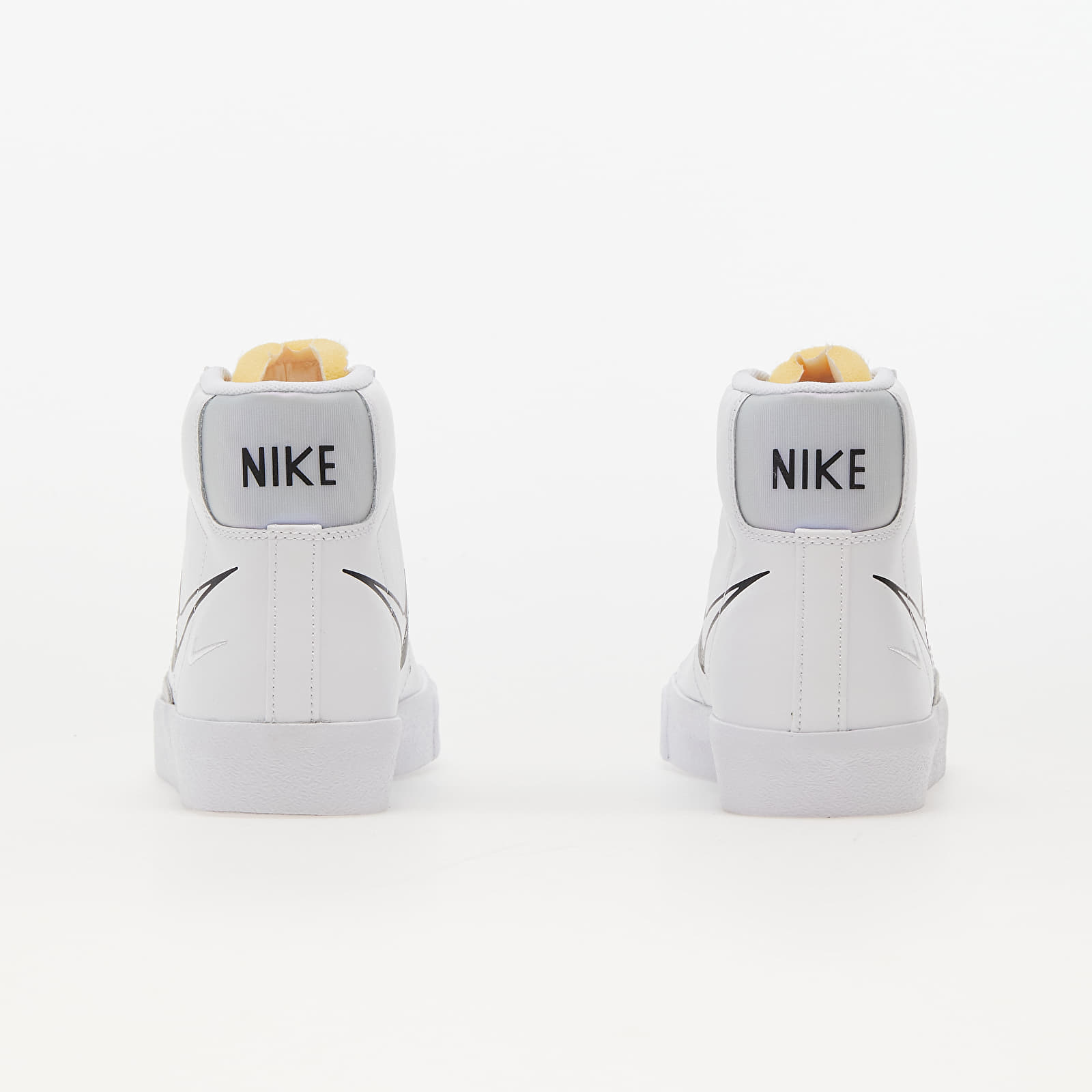 Women's shoes Nike Wmns Blazer Mid '77 White/ Black