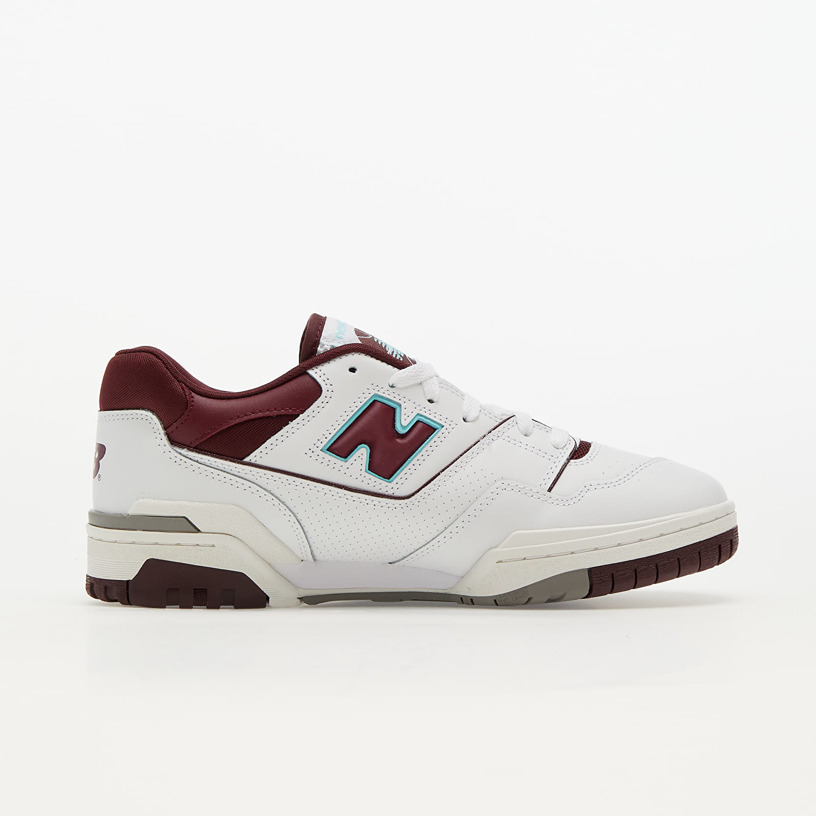 Încălțăminte și sneakerși pentru bărbați New Balance 550 White