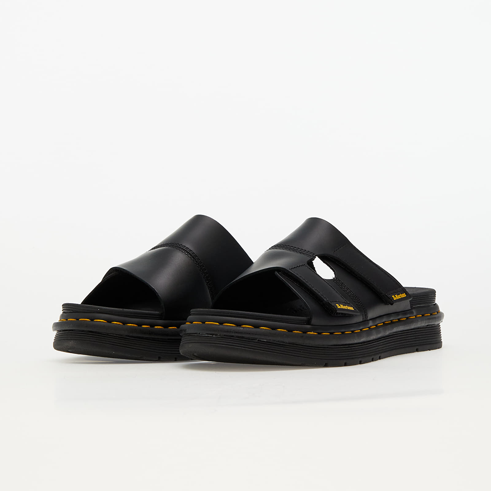 Pánské tenisky a boty Dr. Martens Daxton Black Brando