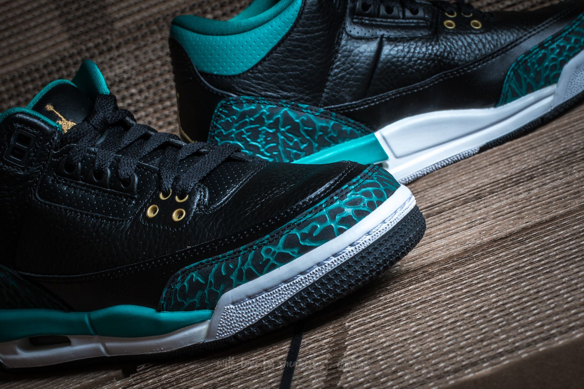 Women s shoes Air Jordan 3 Retro GS Black Metallic Gold Rio Teal Footshop