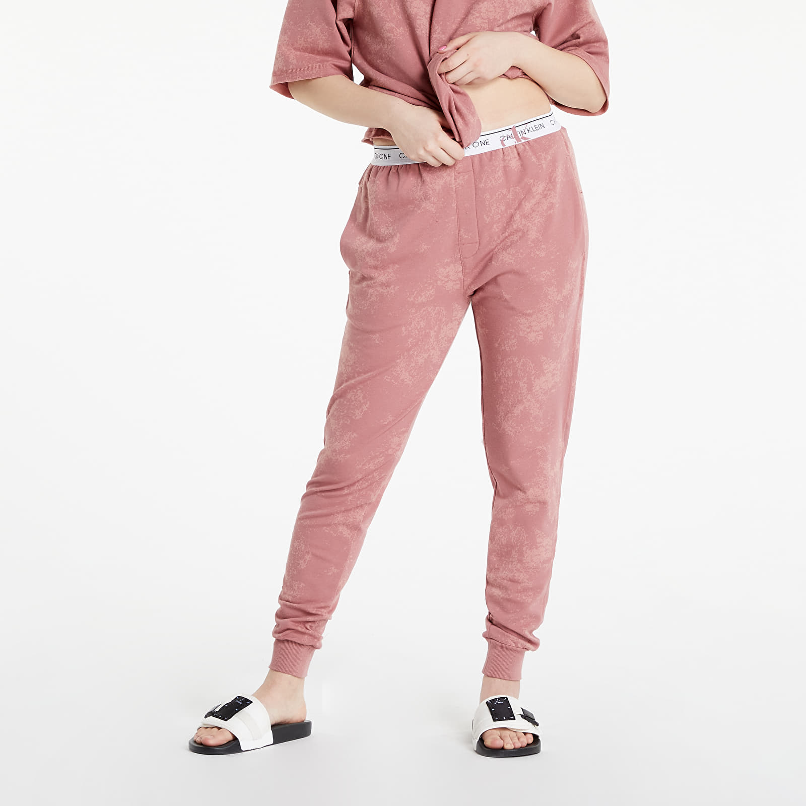 Calvin klein pink velvet underwear store