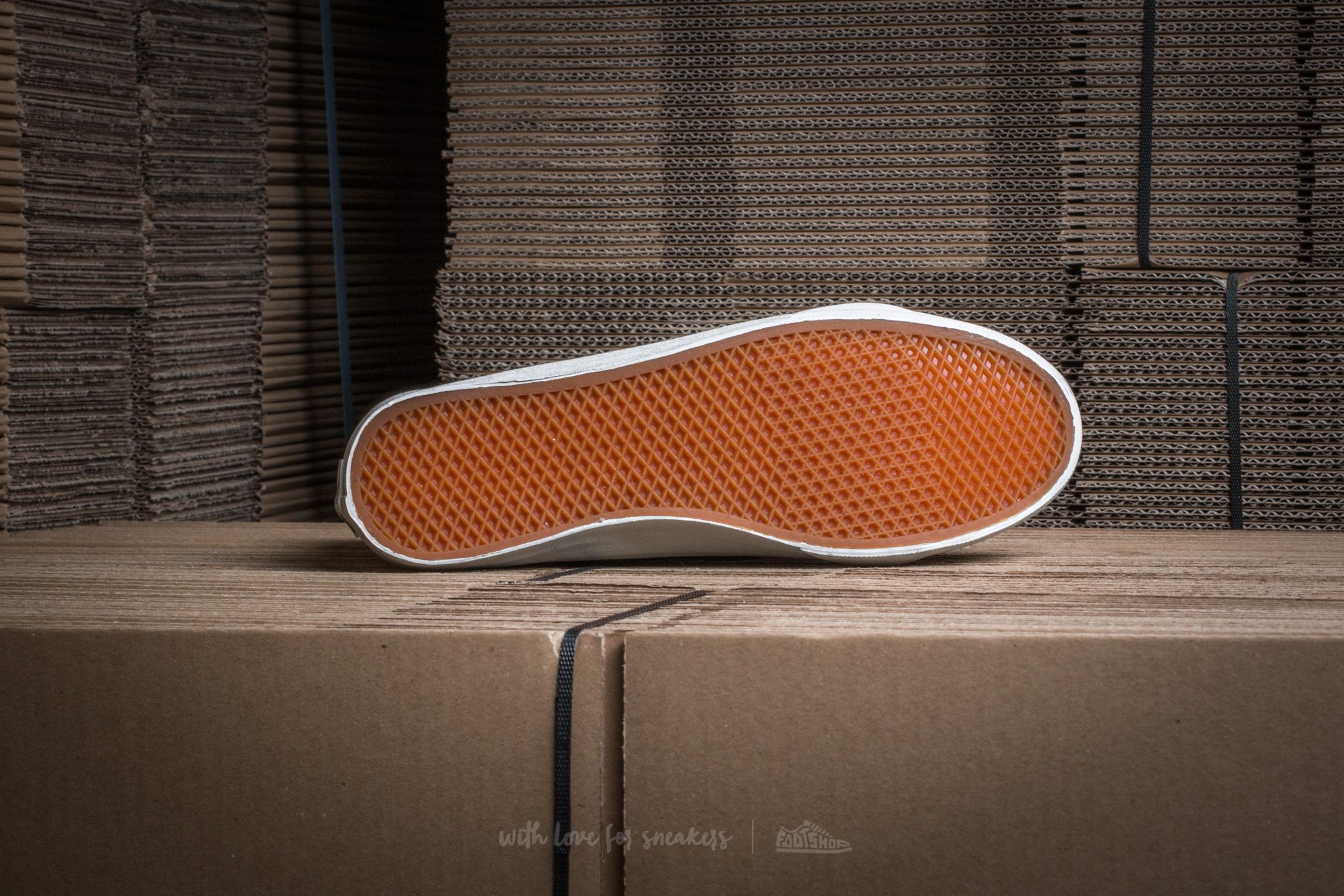 Skor för kvinnor Vans Sk8-Hi Slim Zip (Gold Dots) Gold/ Blanc De Blanc