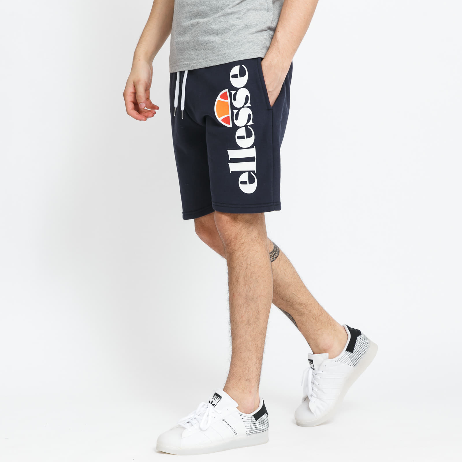 Short ellesse shop