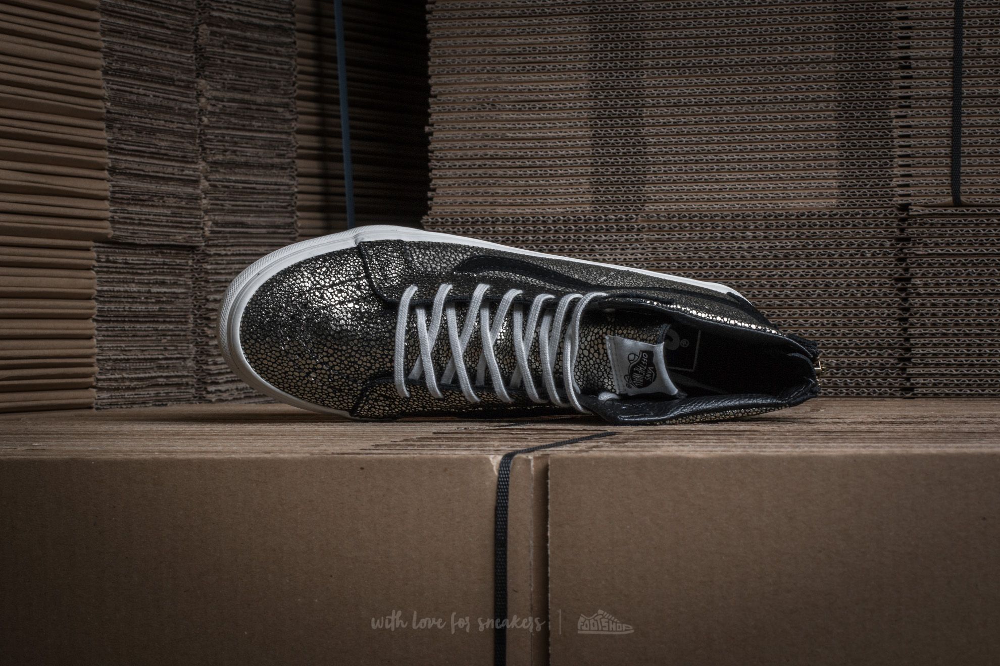 Skor för kvinnor Vans Sk8-Hi Slim Zip (Gold Dots) Gold/ Blanc De Blanc