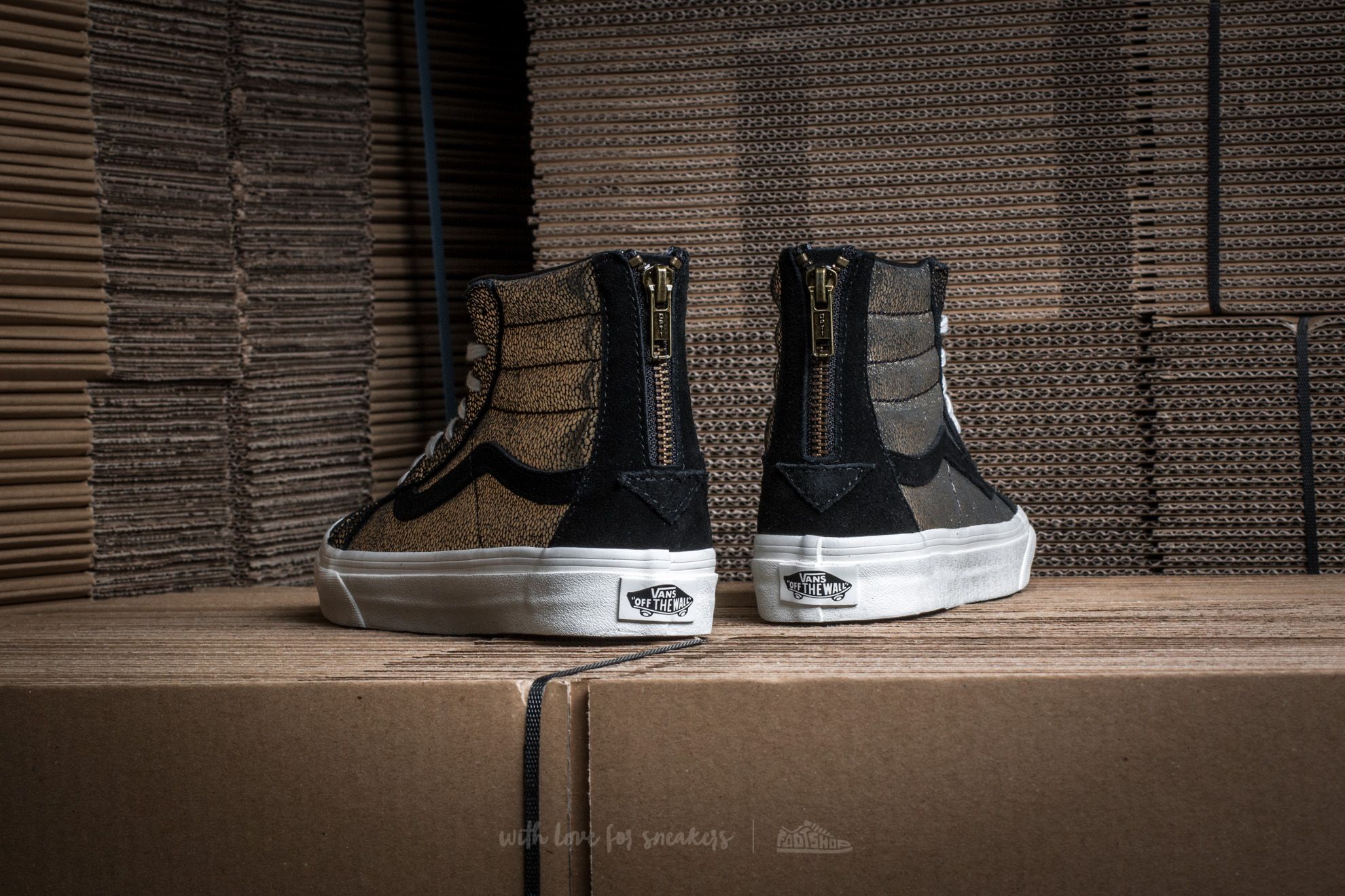 Skor för kvinnor Vans Sk8-Hi Slim Zip (Gold Dots) Gold/ Blanc De Blanc