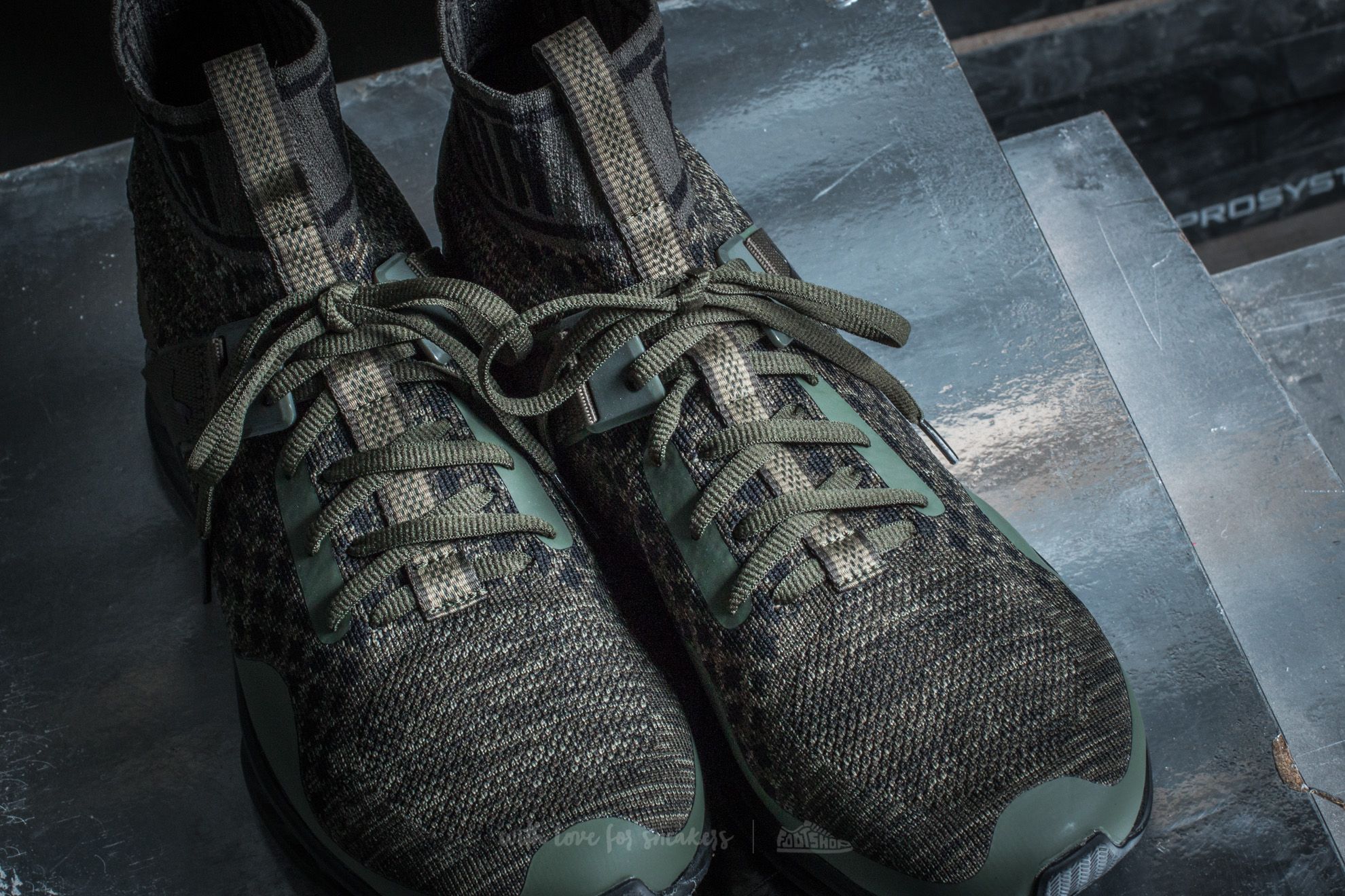 Men s shoes Puma Ignite evoKNIT Burnt Olive Forest Night Puma