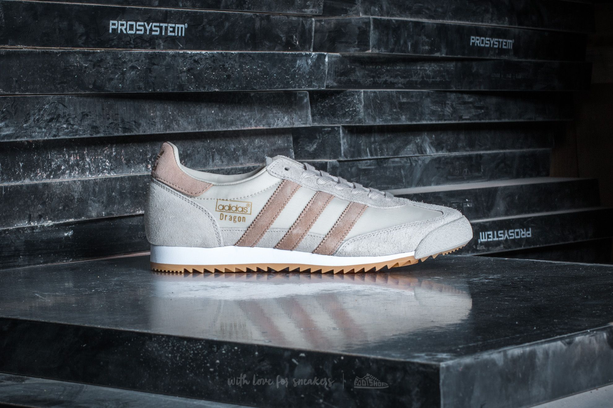 Adidas dragon uomo italia store