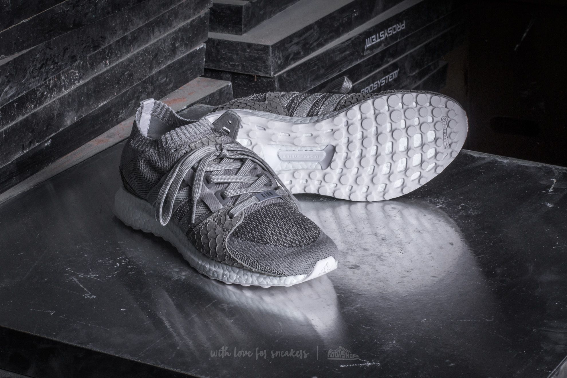 Pánské tenisky a boty adidas x King Push Equipment Support Ultra Primeknit Stone/ Stone/ Stone
