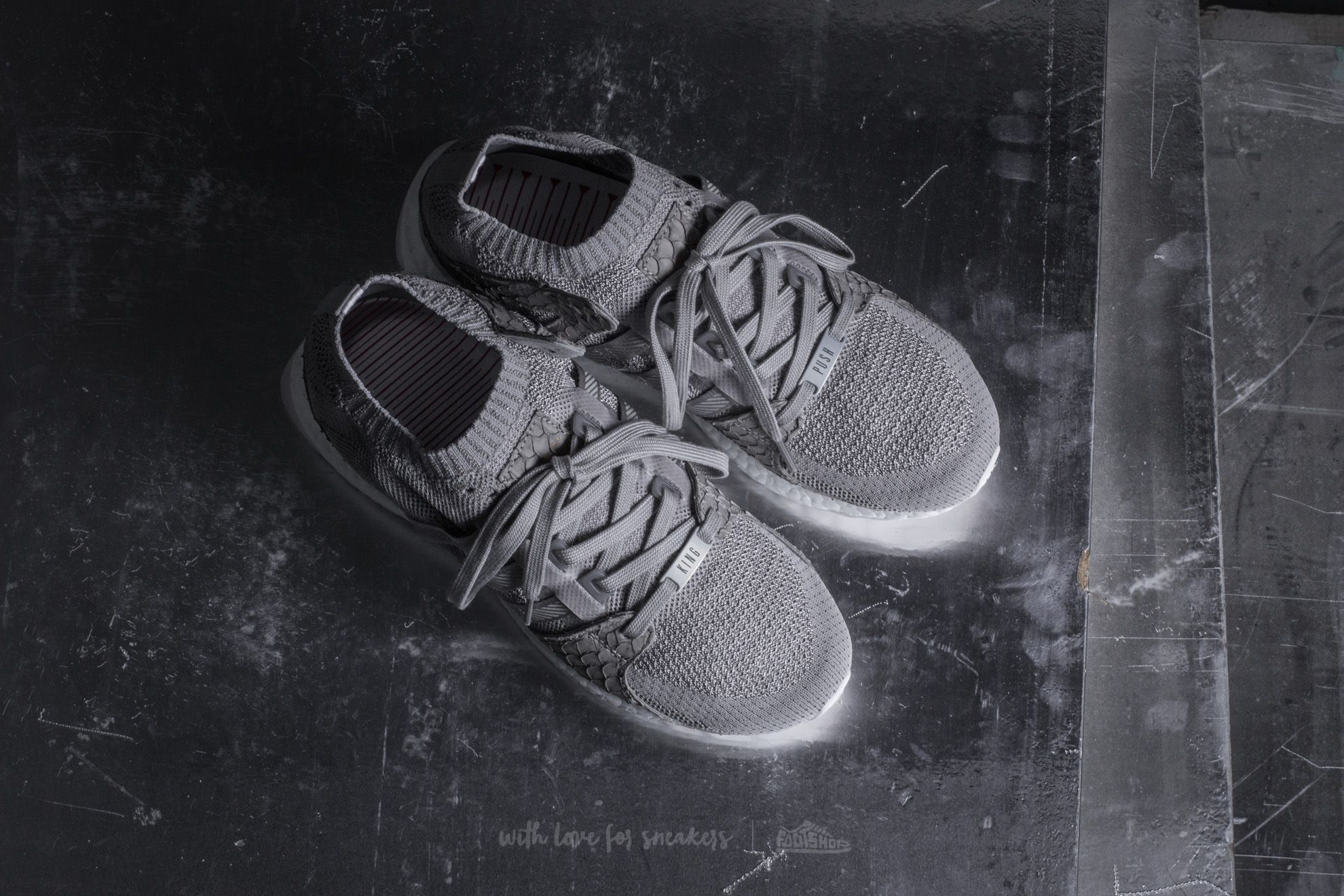 Adidas shoes 8c best sale king