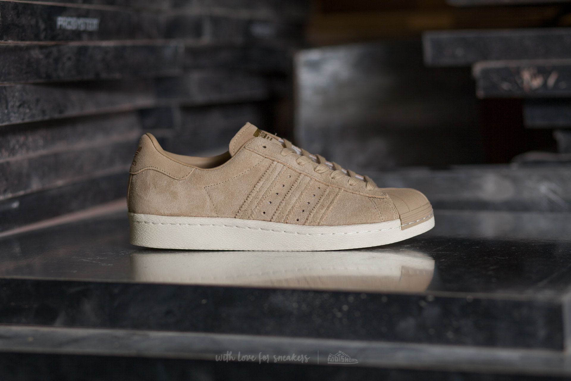 Adidas superstar 80s khaki sale