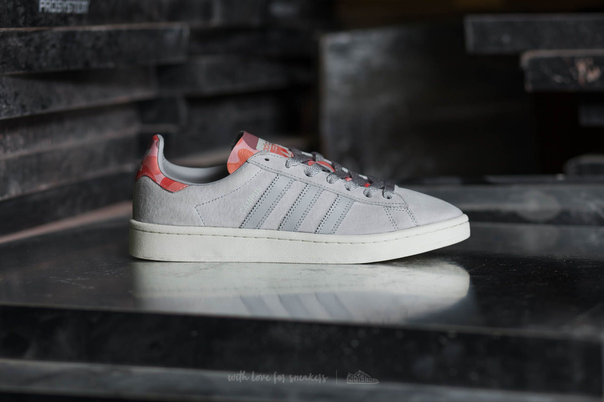 adidas gazelle silver green womens ADIDAS NMD Humanrace Trail 