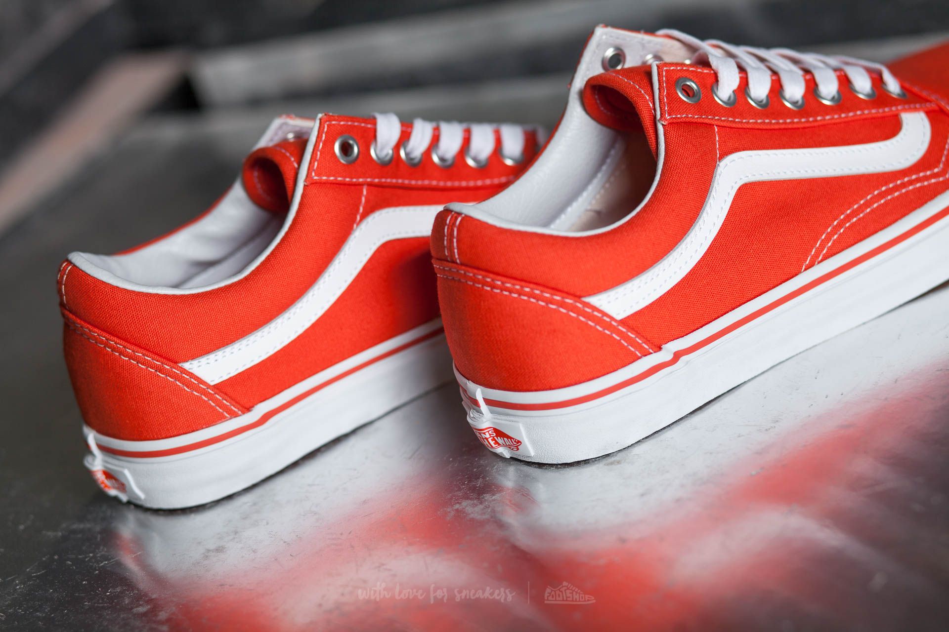 Herren Sneaker und Schuhe Vans Old Skool Canvas Cherry Tomato True White Footshop