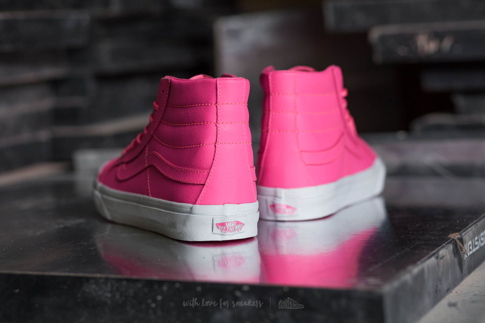Vans sk8 hi neon on sale